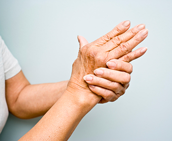 Quelle différence entre l’arthrose et l’arthrite ?